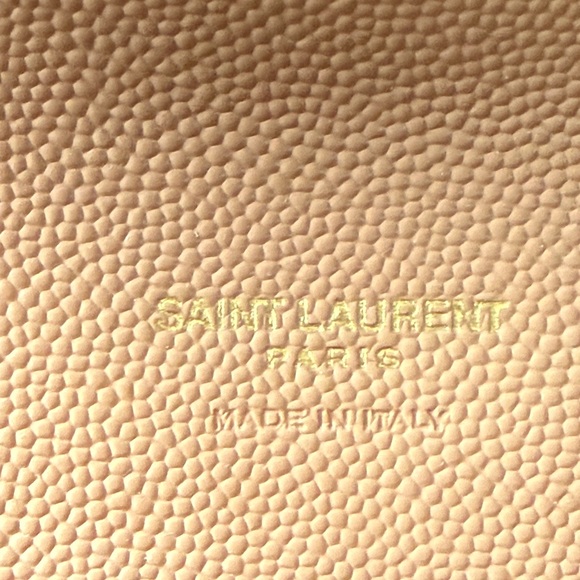 NWT, Saint Laurent Monogram Grain de Poudre Clutch Vintage Peach GHW, Ret. $850 - Picture 9 of 10